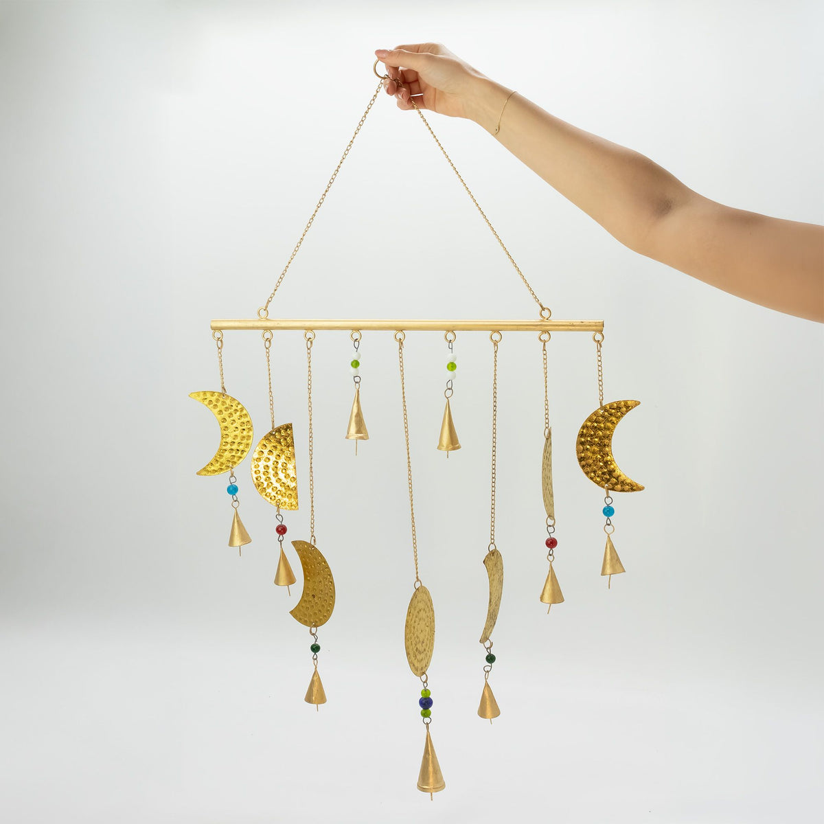 Suspension décorative — Phases de lune et perles de verre, 43 × 40 cm