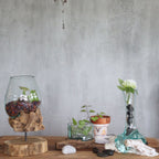 Vase sculptural en verre sur bois — Chaque pièce est unique