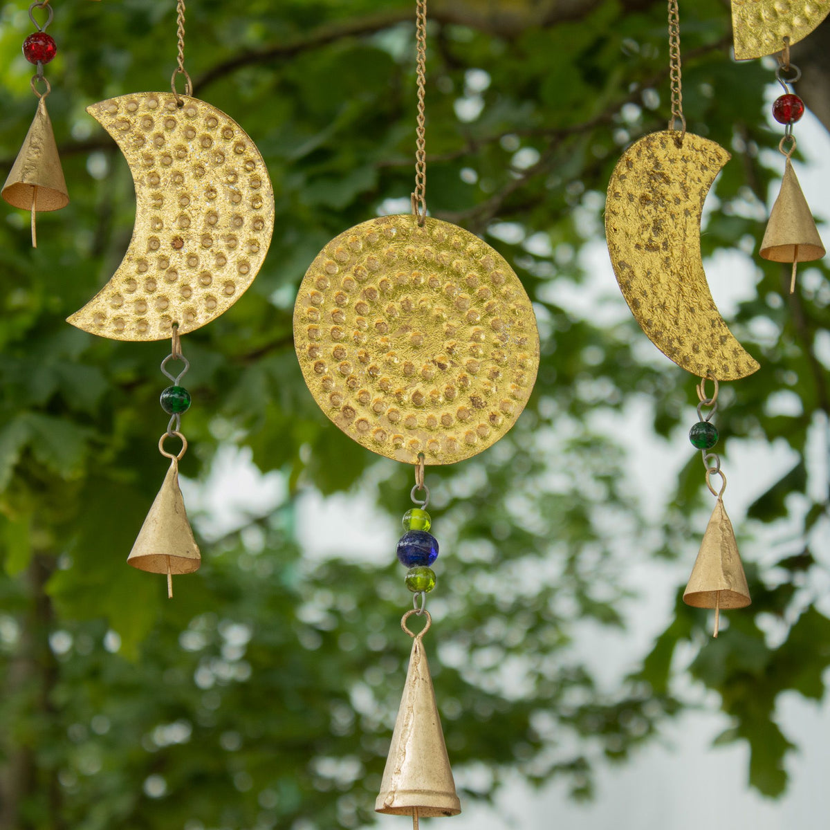 Suspension décorative — Phases de lune et perles de verre, 43 × 40 cm