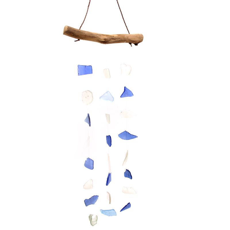 Carillon en verre bleu et blanc et bois flotté