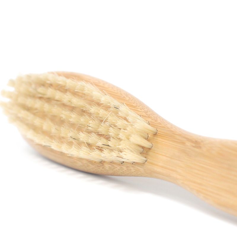 Brosse à barbe Geste libre, manche en bambou et poils naturels