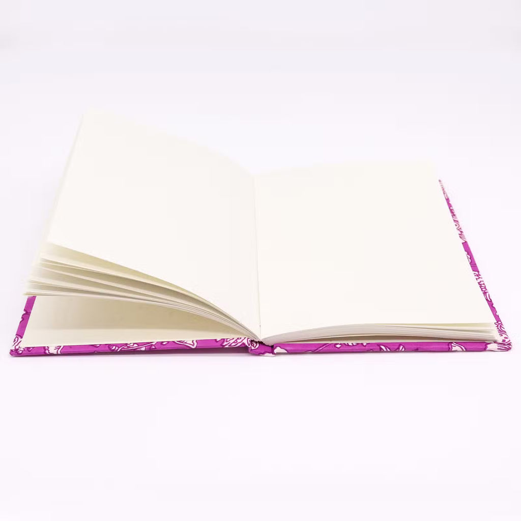 Pages blanches non lignées du carnet Échappée fleurie